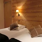 Le Dahu Hotel 2*
