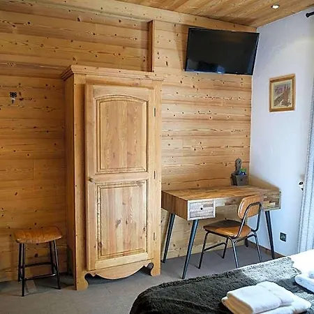 Hotel Le Dahu 2*