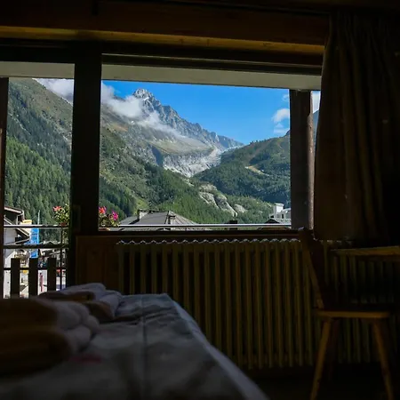 Hotel Le Dahu 2*
